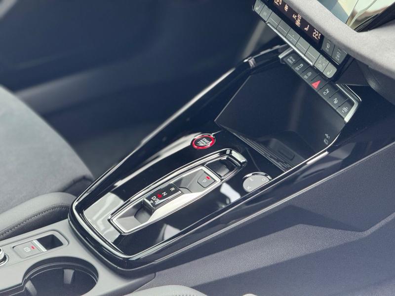 Audi RS 3 Sportback – image 12 of 17