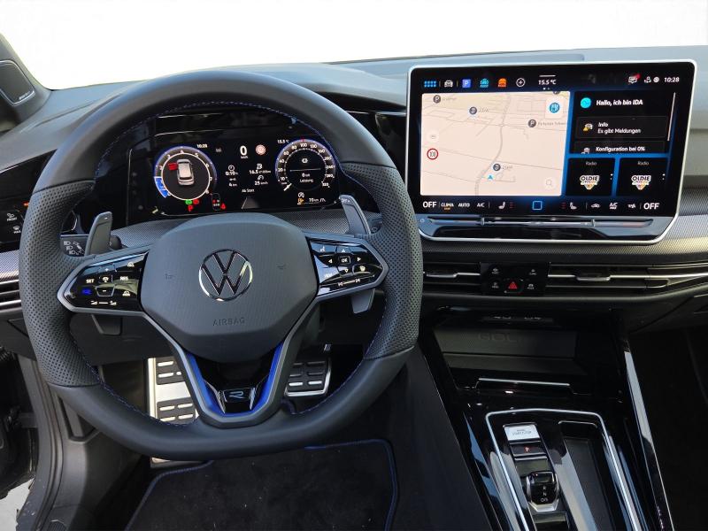 Volkswagen Golf R – image 5 of 15