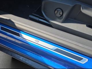 Volkswagen T-Roc Cabriolet R-Line – image 18 of 26