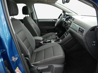 Volkswagen Touran Active – image 4 of 24