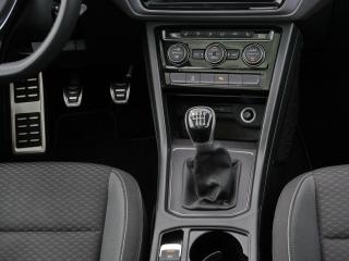 Volkswagen Touran Active – image 7 of 24