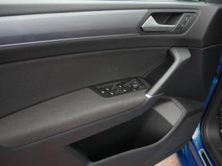Volkswagen Touran Active – image 21 of 24