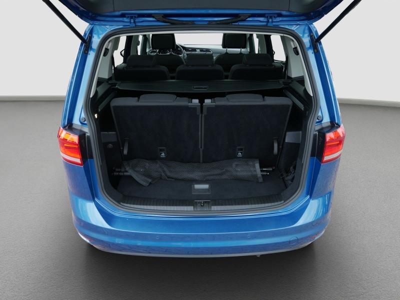 Volkswagen Touran Active – image 11 of 24