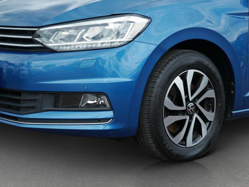Volkswagen Touran Active – image 13 of 24