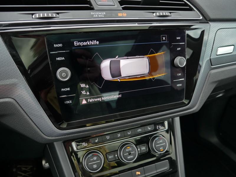Volkswagen Touran Active – image 15 of 24