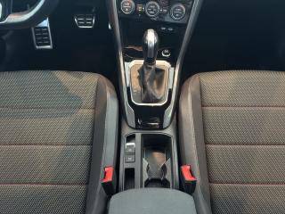 Volkswagen T-Roc R-Line – image 7 of 25