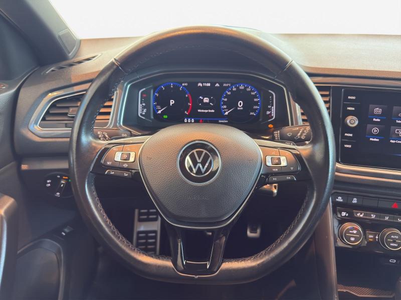 Volkswagen T-Roc R-Line – image 8 of 25