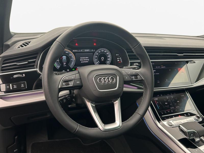 Audi Q8 – image 8 of 18
