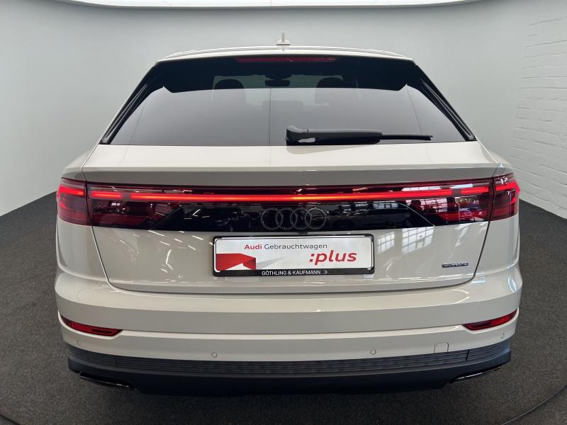Audi Q8 – image 17 of 18
