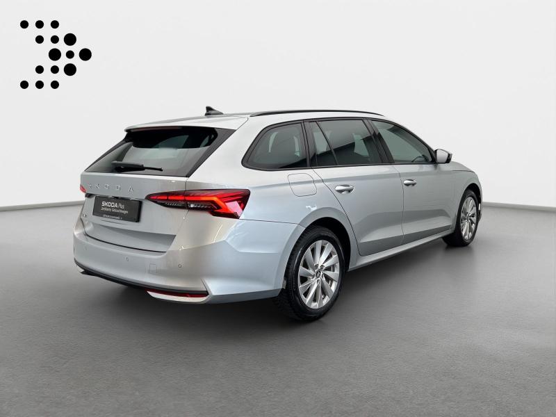 Škoda Octavia Selection – image 2 of 17