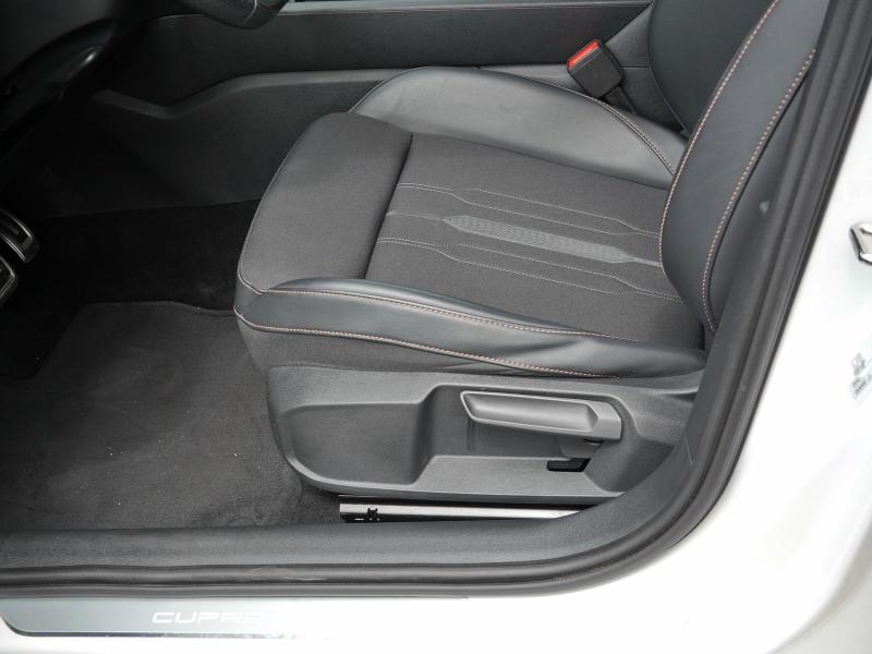 Cupra Leon VZ – image 22 of 24