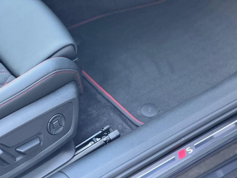Audi A5 Avant S line – image 15 of 16