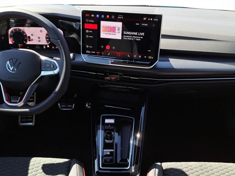 Volkswagen Golf GTI GTI – image 6 of 23