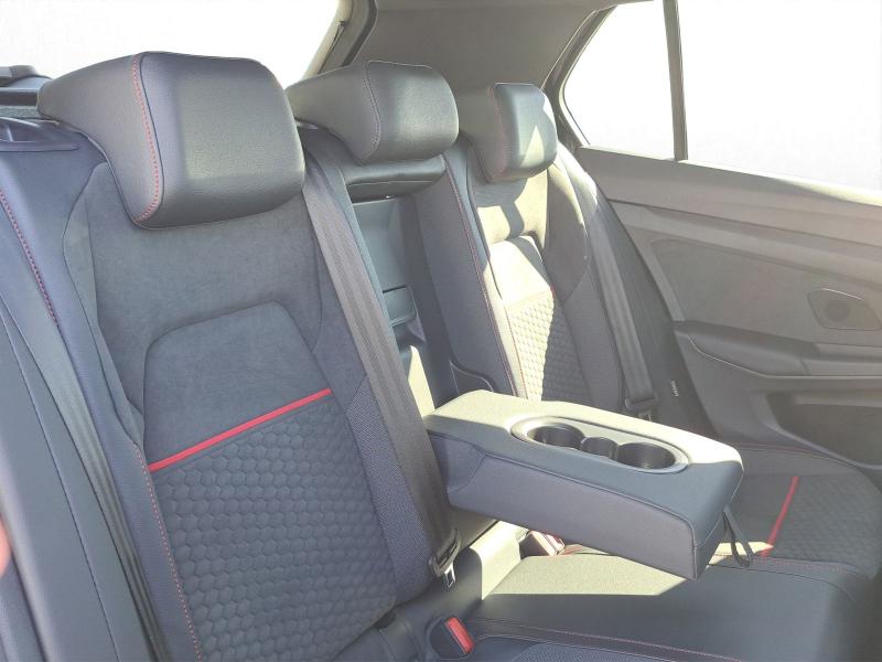 Volkswagen Golf GTI GTI – image 16 of 23