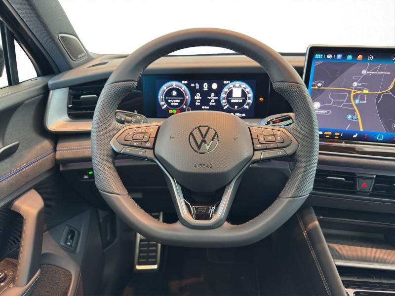 Volkswagen Tayron R-Line – image 8 of 25