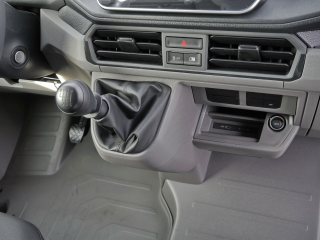 Volkswagen Crafter – image 11 of 22