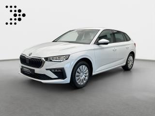 Škoda Scala Essence – image 1 of 16