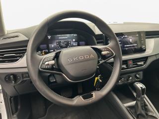 Škoda Scala Essence – image 8 of 16