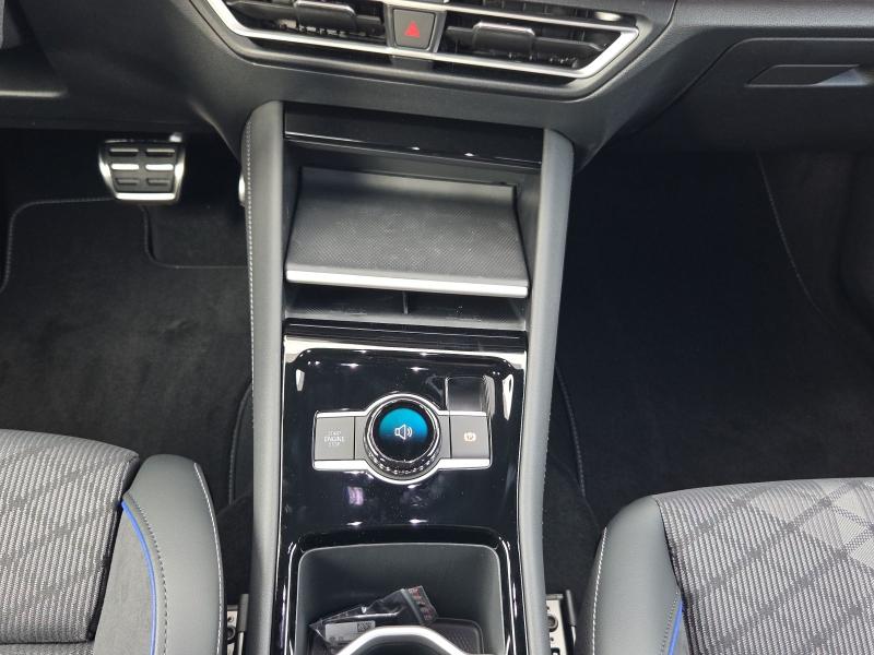 Volkswagen Tiguan R-Line – Bild 7 von 16