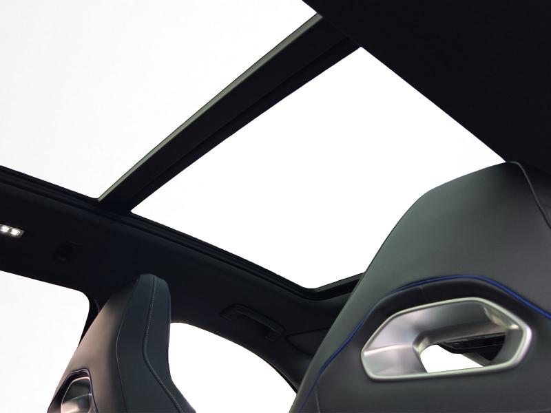 Volkswagen Tiguan R-Line – Bild 10 von 16