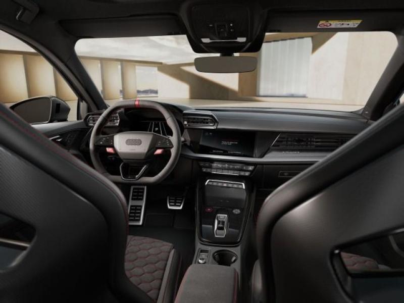 Audi RS 3 Sportback RS – image 8 of 10