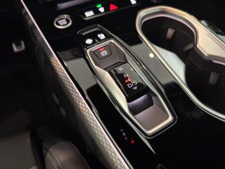 Audi A6 Avant S line – image 7 of 19