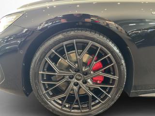Audi A6 Avant S line – image 13 of 19