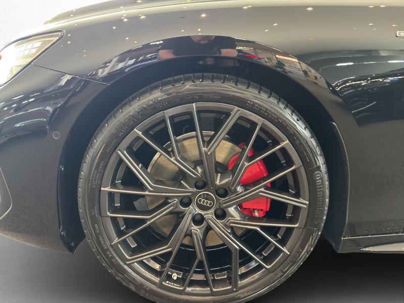 Audi A6 Avant S line – image 13 of 19