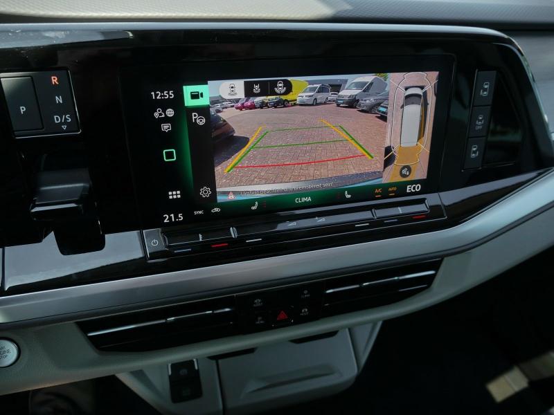 Volkswagen T7 Multivan LIFE – image 15 of 24