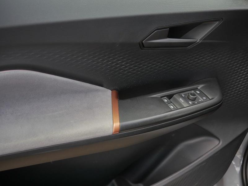 Cupra Born – image 21 of 24