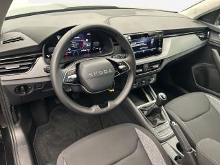 Škoda Kamiq Essence – image 5 of 16