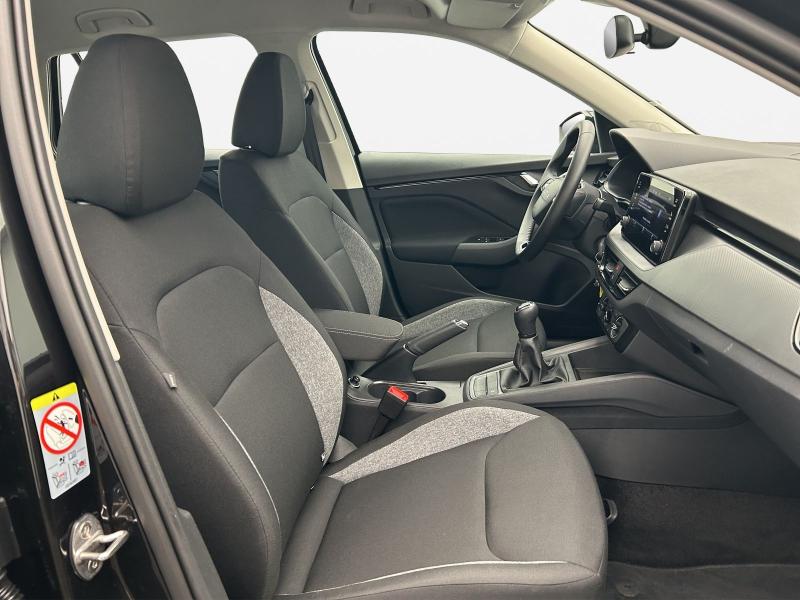 Škoda Kamiq Essence – image 4 of 16