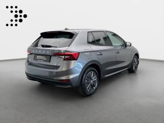 Škoda Fabia Tour – image 2 of 16