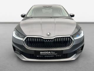 Škoda Fabia Tour – image 12 of 16