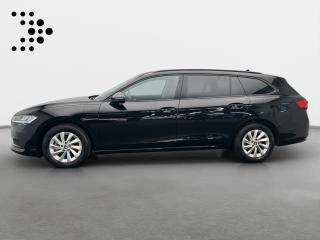 Škoda Superb Essence – image 3 of 16