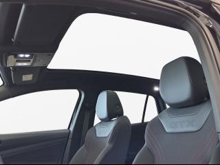 Volkswagen ID.4 GTX – image 10 of 15