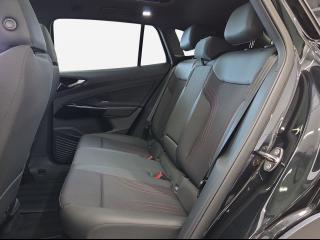 Volkswagen ID.4 GTX – image 14 of 15