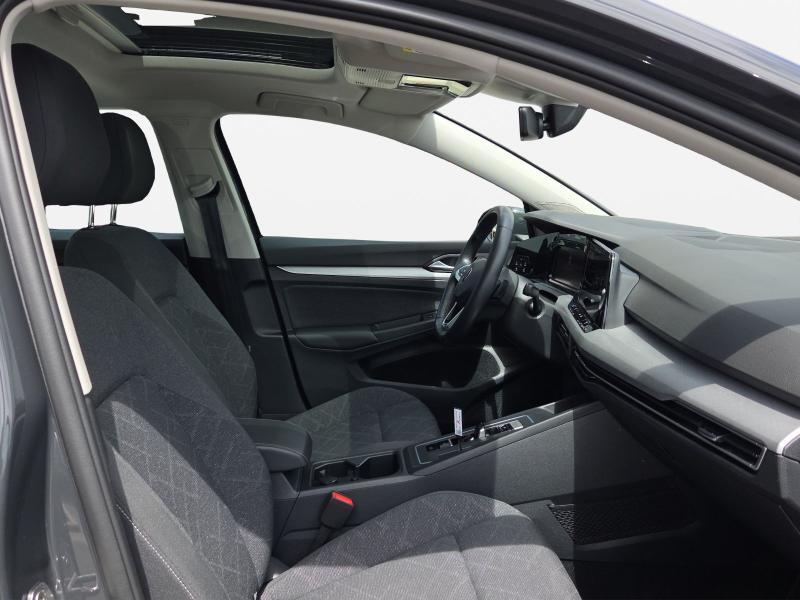 Volkswagen Golf LIFE – image 4 of 16