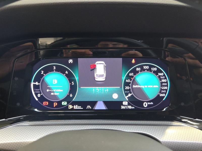 Volkswagen Golf Variant Alltrack – image 9 of 15