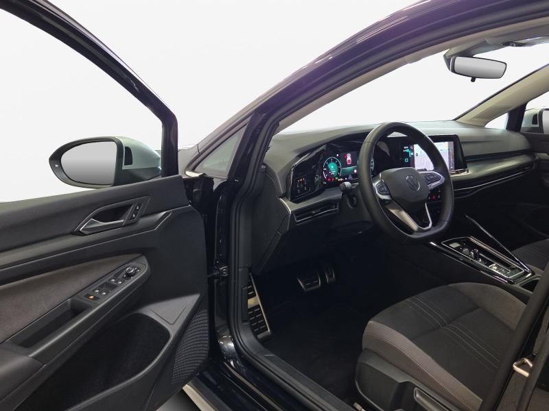 Volkswagen Golf Variant Alltrack – image 13 of 15
