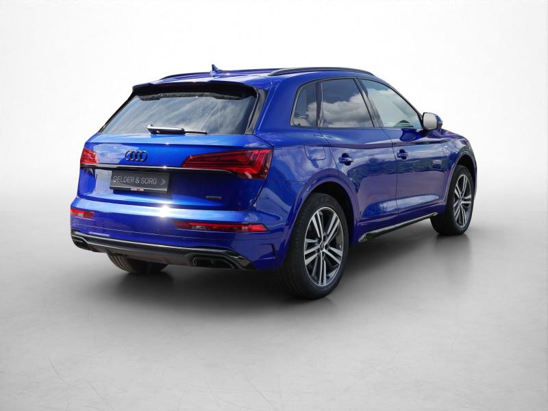 Audi Q5 S line – image 2 of 24