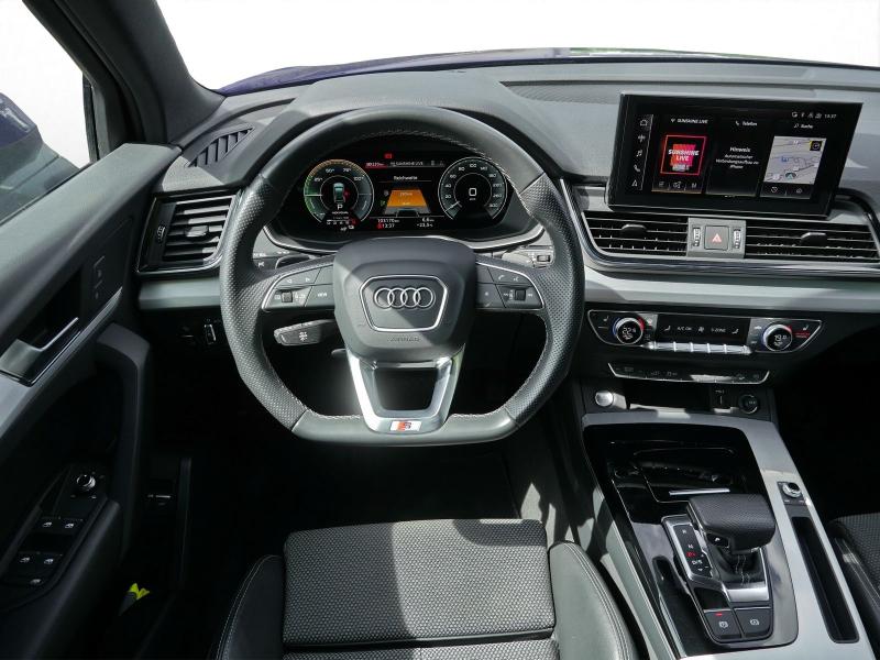 Audi Q5 S line – image 8 of 24