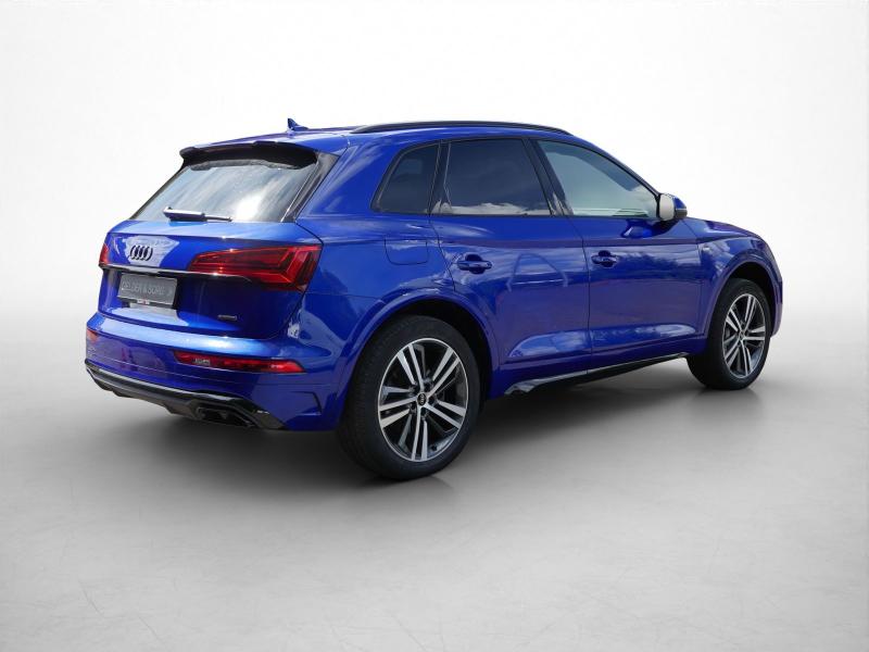 Audi Q5 S line – image 18 of 24