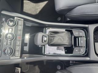 Škoda Karoq Sportline – image 7 of 17