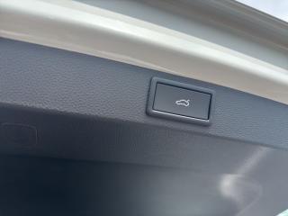 Škoda Karoq Sportline – image 14 of 17