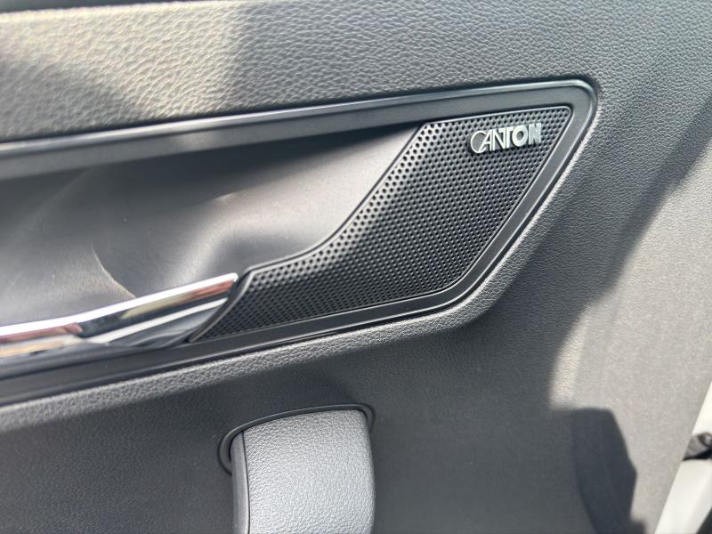 Škoda Karoq Sportline – image 11 of 17