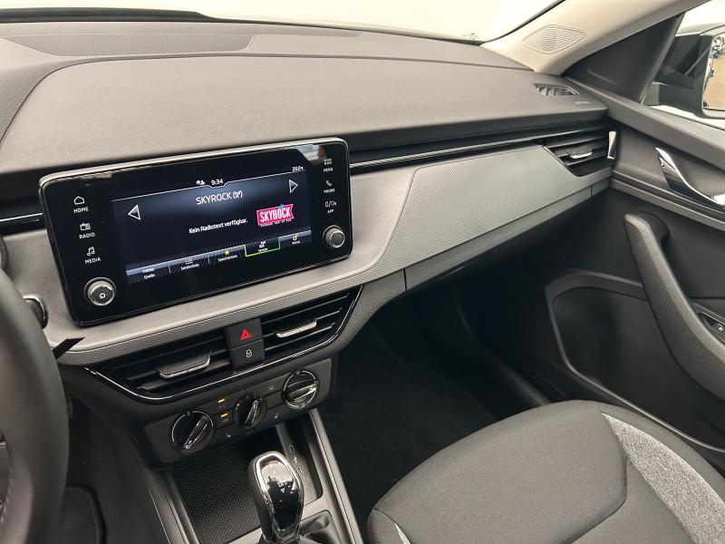 Škoda Kamiq Essence – image 6 of 16