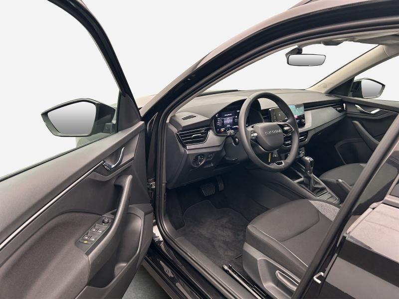 Škoda Kamiq Essence – image 14 of 16