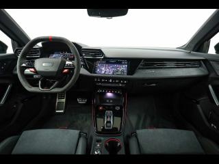 Audi RS 3 Sportback – image 11 of 15