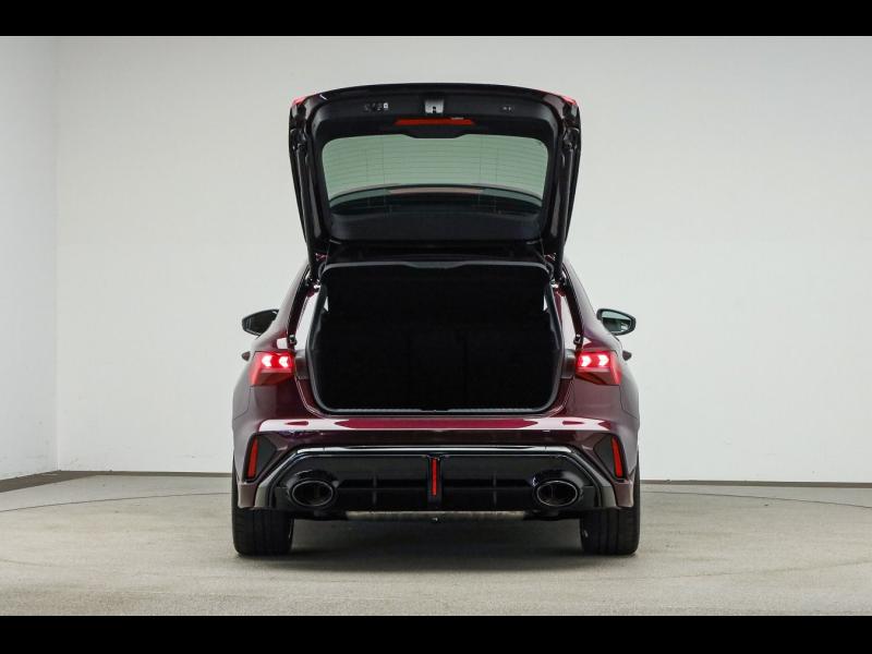 Audi RS 3 Sportback – image 6 of 15